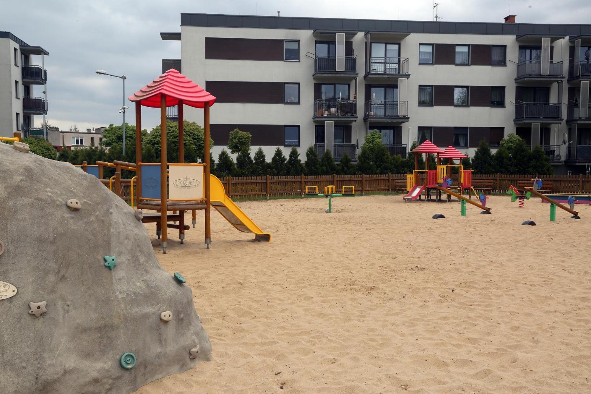 Apartamenty Uniejow "Prywatne Kapiele Termalne" Kültér fotó